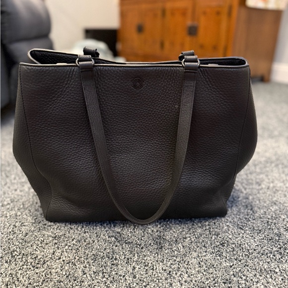 Dagne Dover Black Tote Bag - Picture 1 of 3